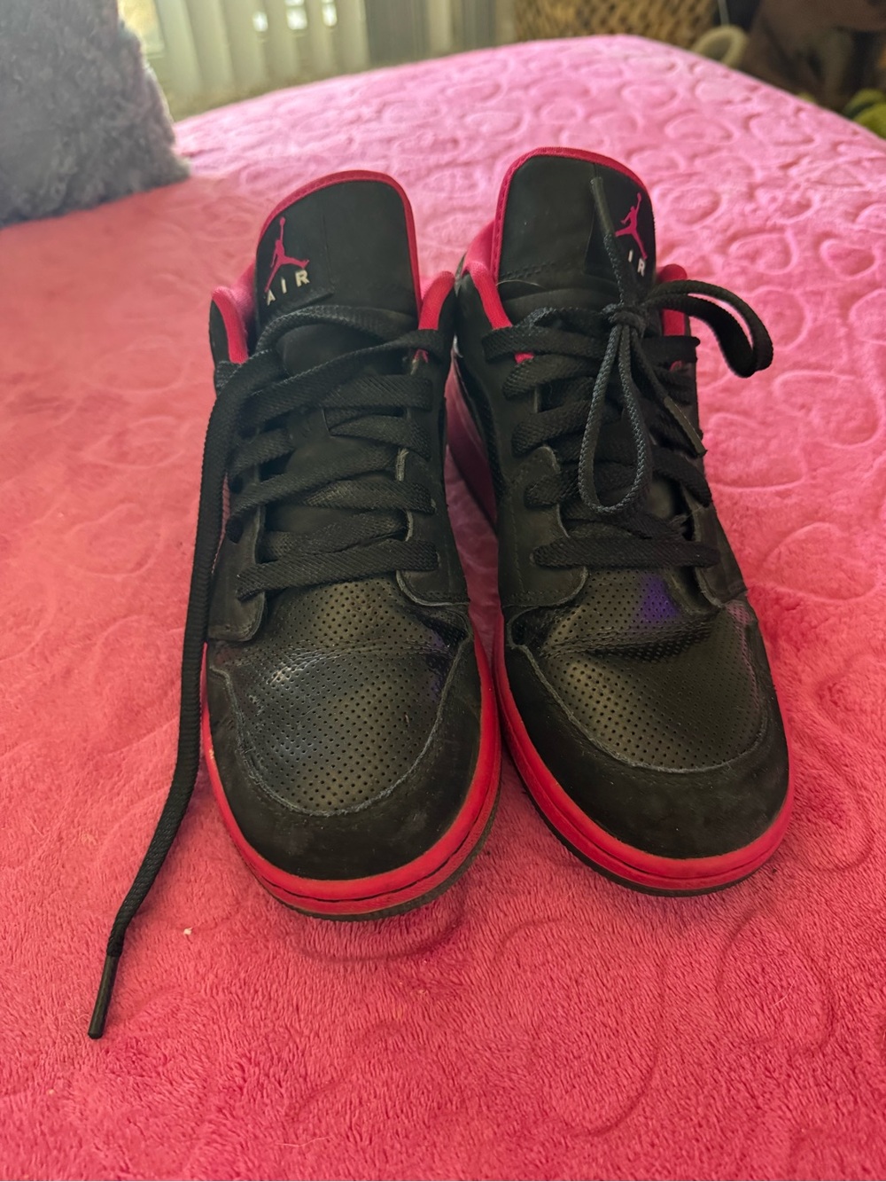 Nike Air Jordan Women’s Black and Pink Low-Top Sneakers